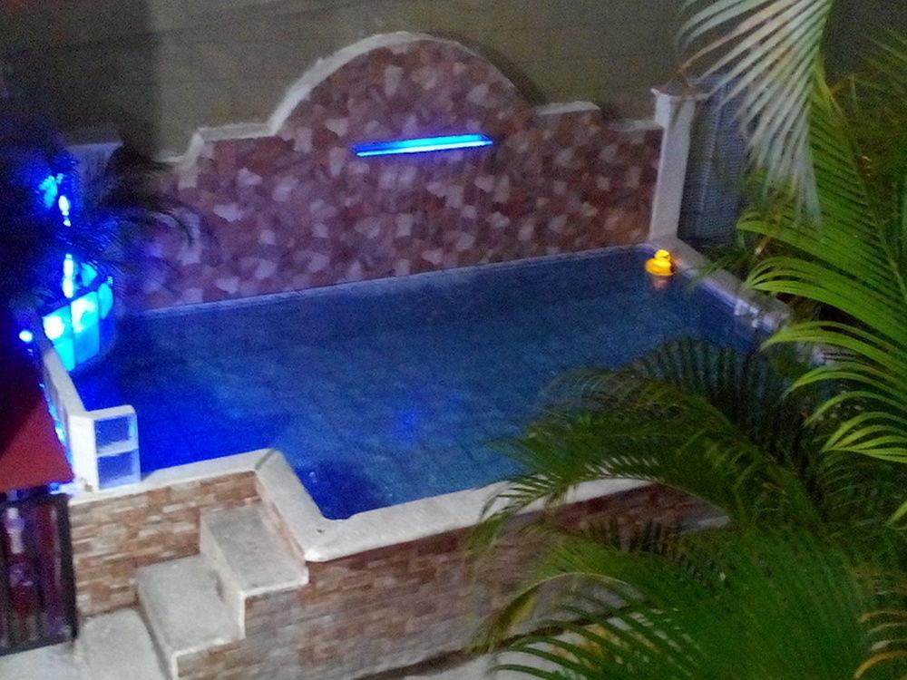 Cabinas Madeleine Puntarenas Extérieur photo